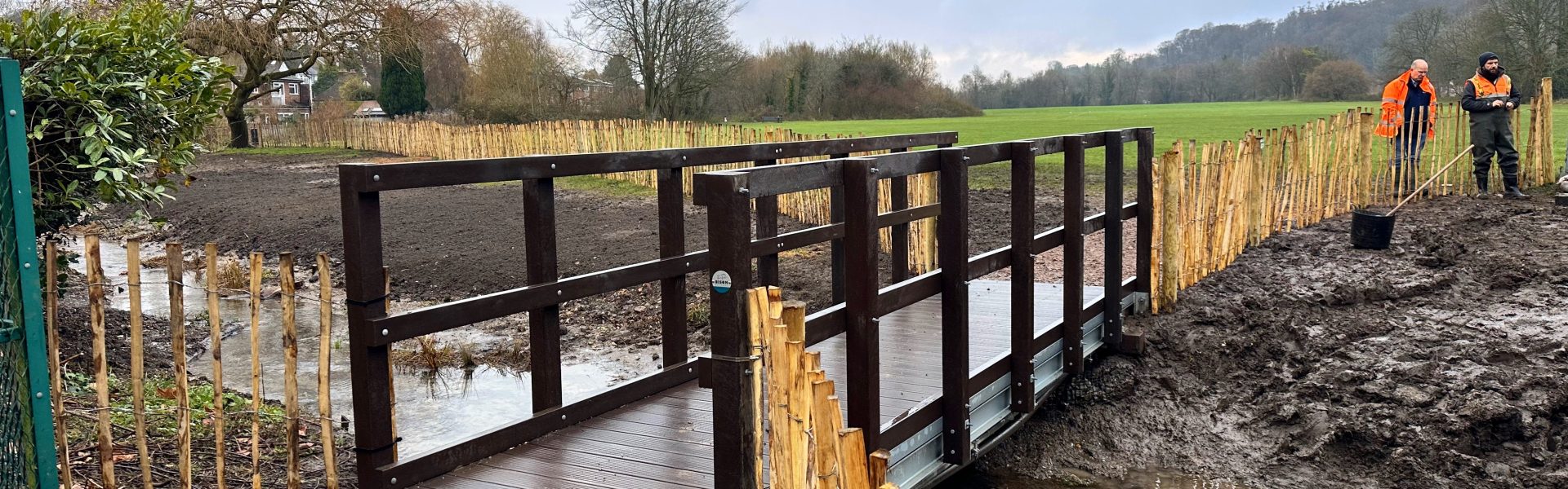 New footbridge open at Chesham Moor